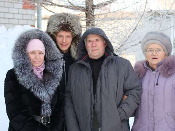 «Орден остановил пулю»: звезды вспомнили своих родных-героев
